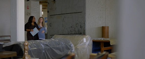 Кадр из фильма Обманне усиновлення в Хілсдейлі Кадр из фильма Обманне усиновлення в Хілсдейлі