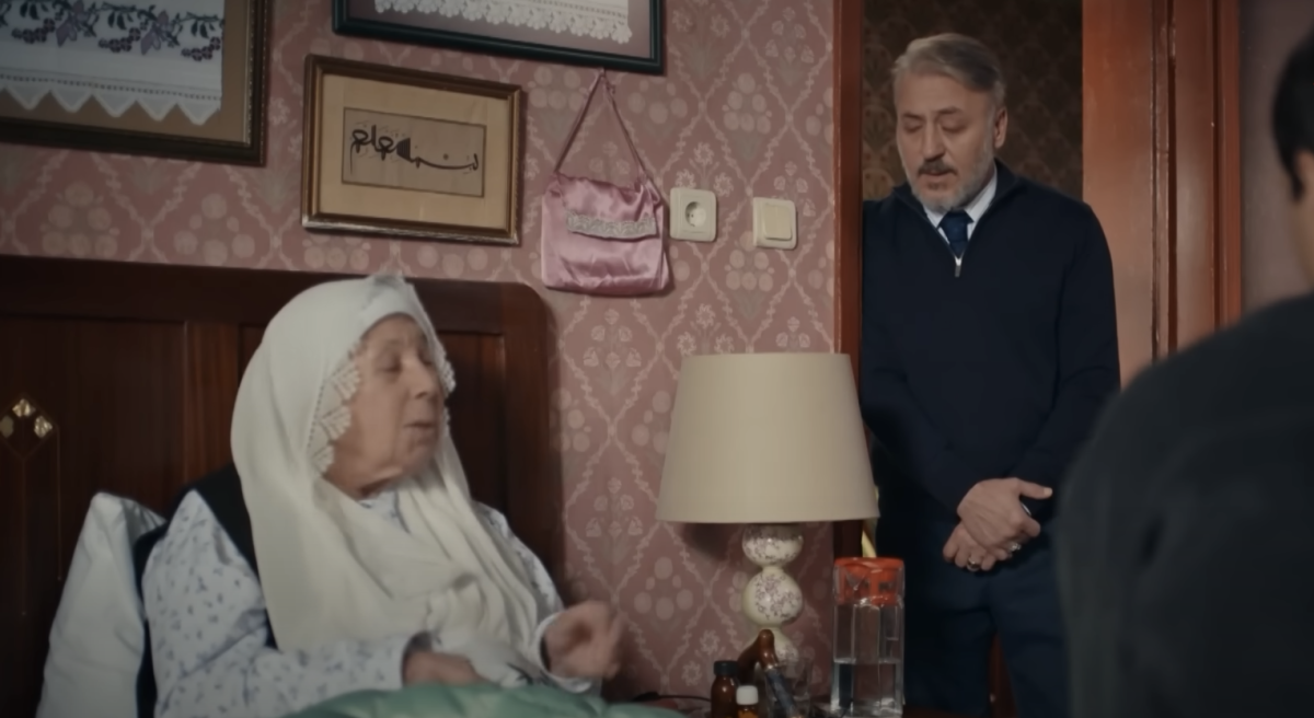 Кадр из сериала Омер Кадр из сериала Омер