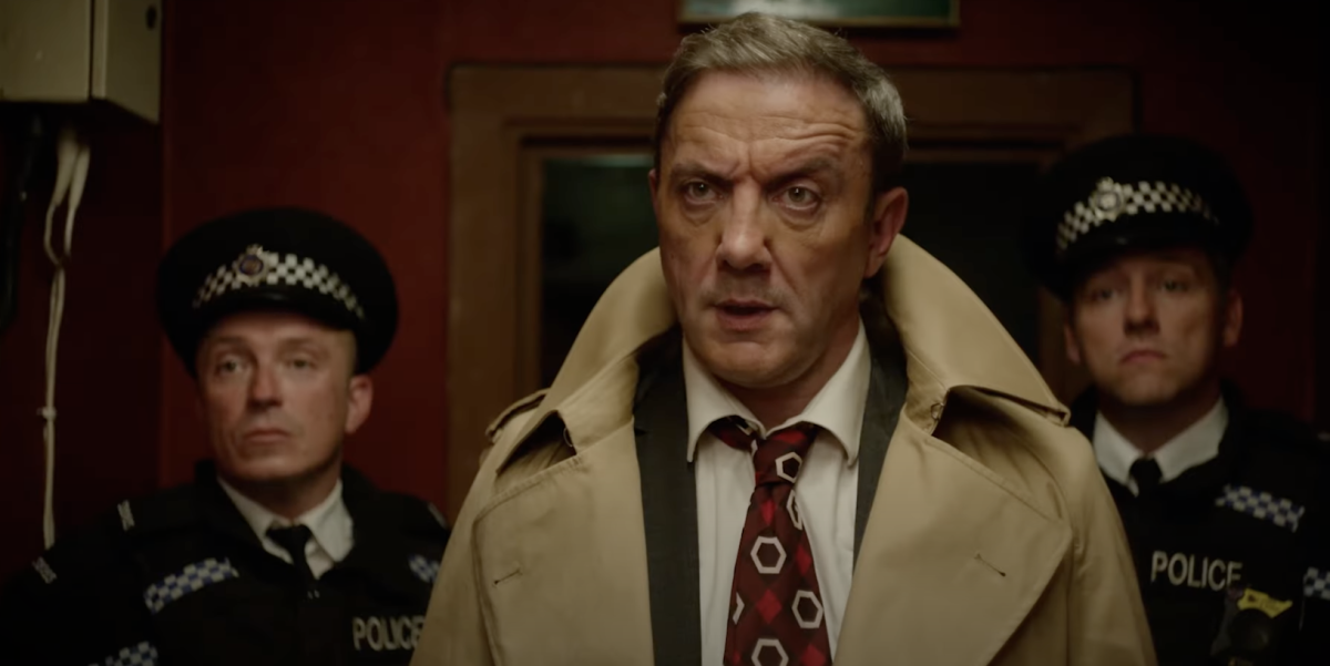 Кадр из сериала Мертва гаряча Кадр из сериала Мертва гаряча