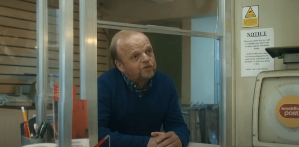 Кадр из сериала Містер Бейтс проти поштового відділення Кадр из сериала Містер Бейтс проти поштового відділення